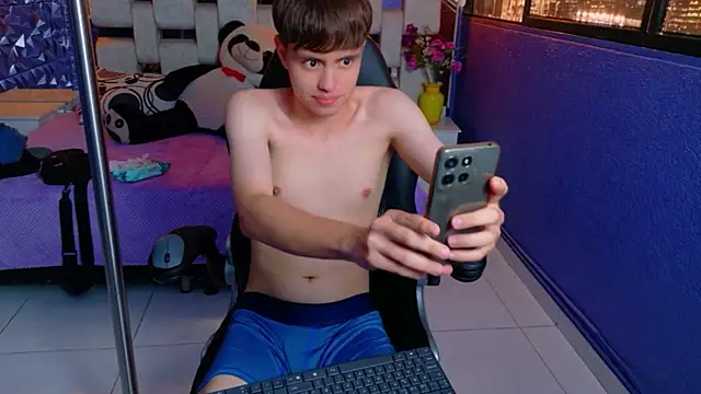 Brian_Montes 라이브 XXX 채팅