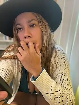 Chat XXX ao vivo de Bigbuttbrooklynn