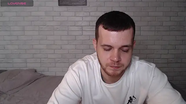 Alexxx_horny 现场XXX聊天