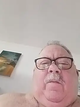 XXX chat uživo modela bylytom24