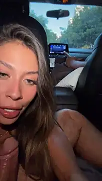 XXX chat uživo modela Palmer__