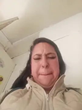 XXX chat uživo modela LIZETH_09