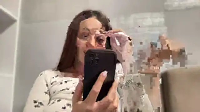 Chat XXX en directo de kykla3883