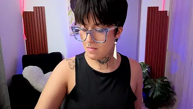 Rebeka-baker's Live XXX Chat