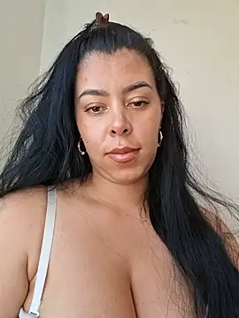 Czat XXX na żywo – Luianna