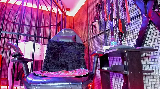 دردشة NAILAHARD الجنسية المباشرة