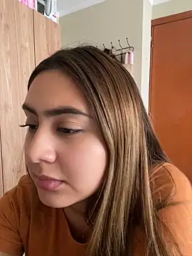 Miabonnett_ Live XXX-chat