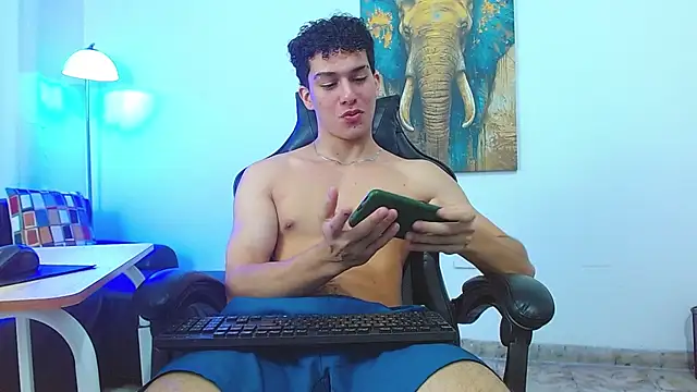 Вебкам-шоу ryan_cum18