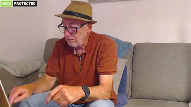 bluedae1 – Naživo XXX chat