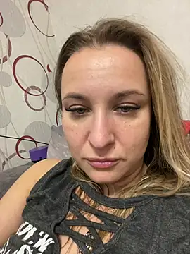Chatroom XXX en direct de sweetOlga