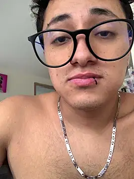 Chat XXX Live Adonibaskerville4