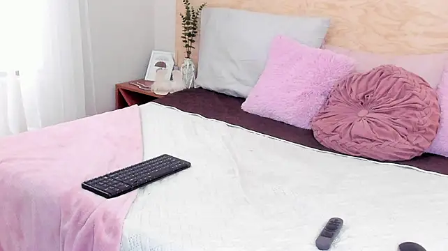 bloom_apple Live XXX Chat