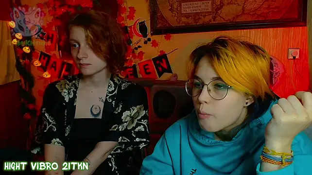 Chat XXX ao vivo de TrickyKitsune