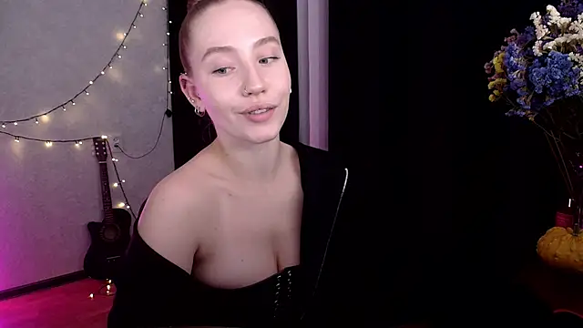 SindiWatsoon's Live XXX Chat