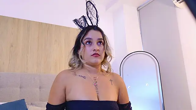 KristhenBella 라이브 XXX 채팅