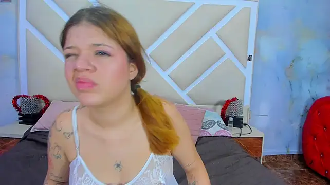 Hot_DuoX Adlı Modelin Canlı XXX Sohbeti