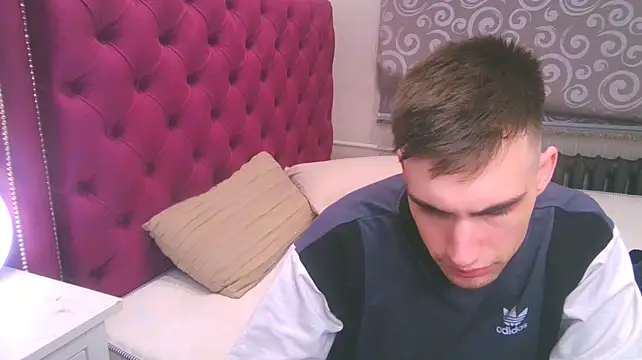 DeanWilde élő XXX-chatje