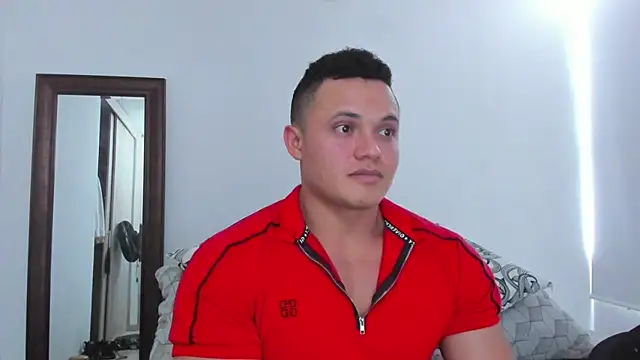 Živý XXX chat KingLevi01
