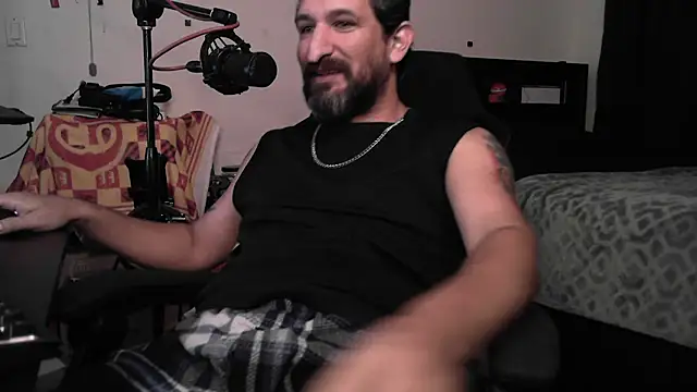 DevilPup75_ Chat XXX in diretta