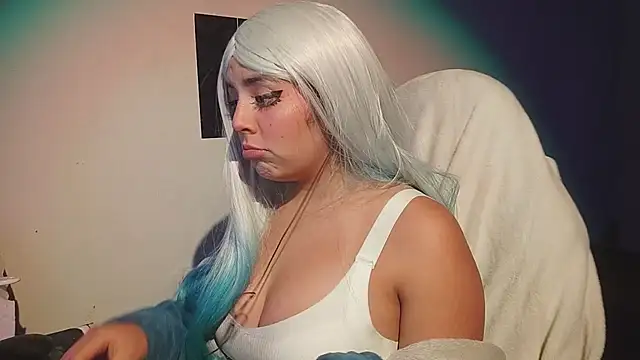 Pao_Ly Adlı Modelin Canlı XXX Sohbeti