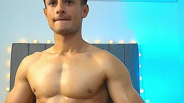 Adonys_Lewis_'s Live XXX Chat