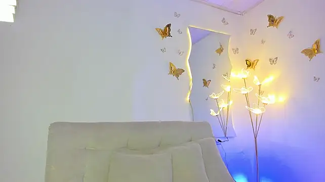 Онлайн чат XXX ArohomLester_