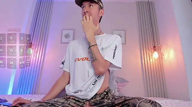 Онлайн чат XXX mateocollins_