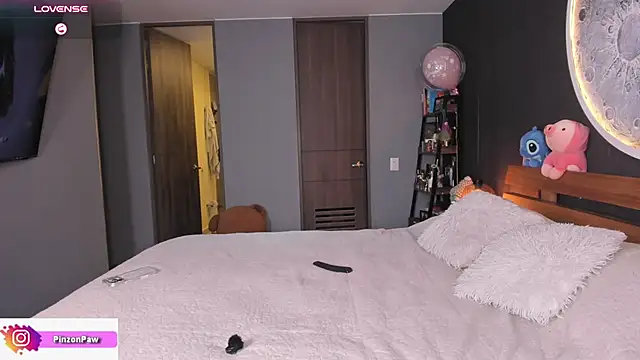 Czat XXX na żywo – Sarajames