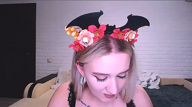 Magic_girll: онлайн-секс-чат