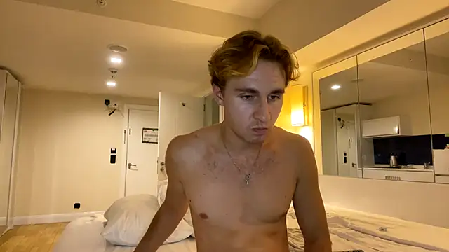 MarvinLur webcam show