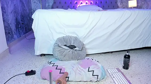 Iam_Caami_ Chat XXX live