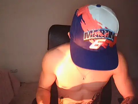 David_LongVibe élő XXX-chatje