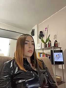 แชท XXX สดของ julieta_misstres