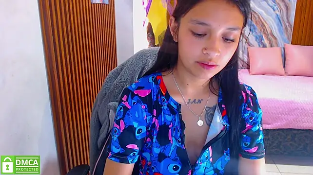 Corall_tay1 Chat XXX in diretta