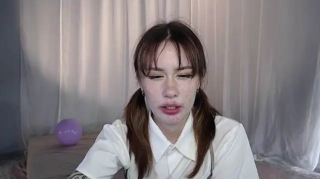 TeaseQueens Chat XXX live