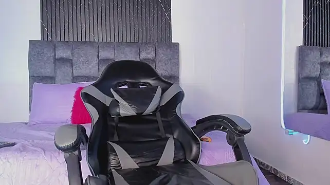 Alexxus_Smith élő XXX-chatje