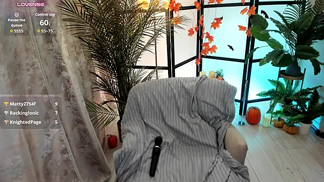 Katie_Ray Chat XXX in diretta