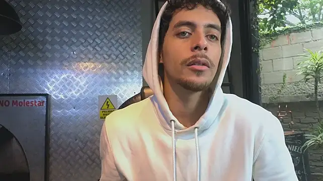 Jeey_Bee Chat XXX live