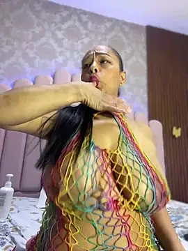 sofia_xxx02 élő XXX-chatje
