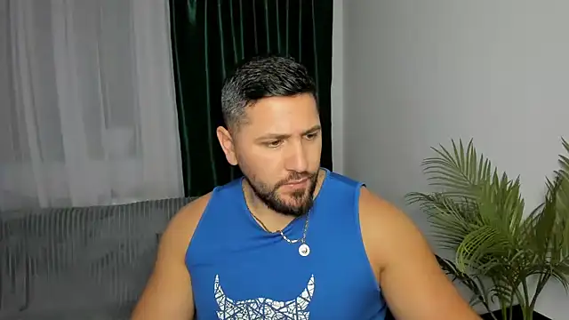 Chat XXX en directo de Gold_Alpha_Boy