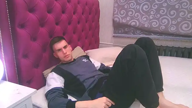 DeanWilde লাইভ XXX চ্যাট