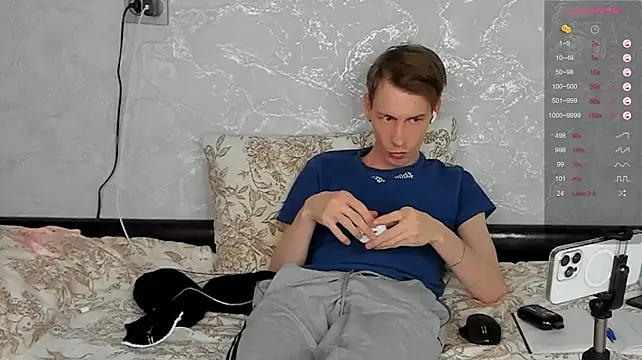 ERICK__DEEN: απευθείας συνομιλία ΧΧΧ