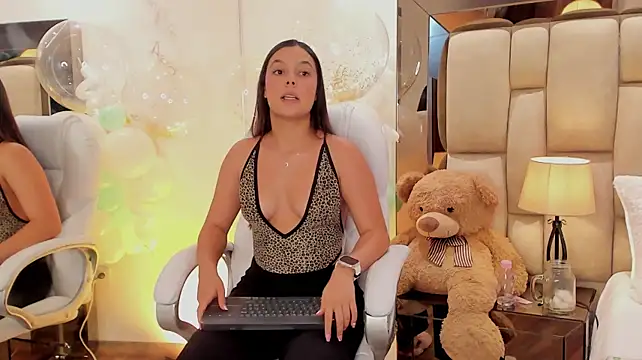 AriaVegaSoe's Live XXX Chat