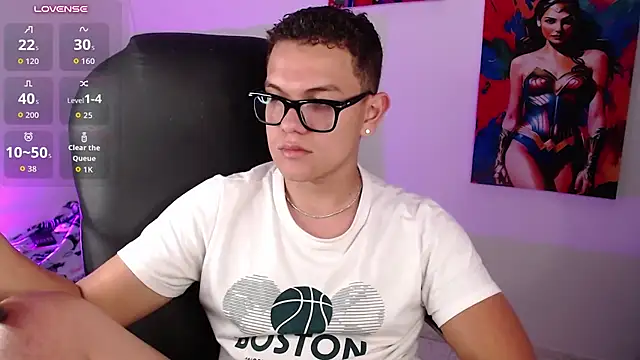 XXX chat uživo modela Dunkan_Kravitz