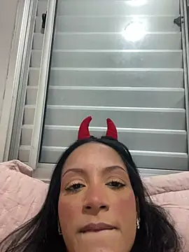 Chat +18 de StacySpice01 ao vivo