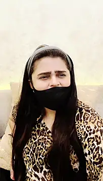 ashwariya23 Adlı Modelin Canlı XXX Sohbeti