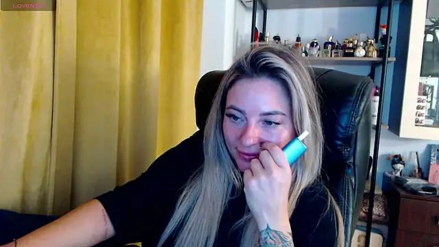Rania_Stitch Live XXX-Chat