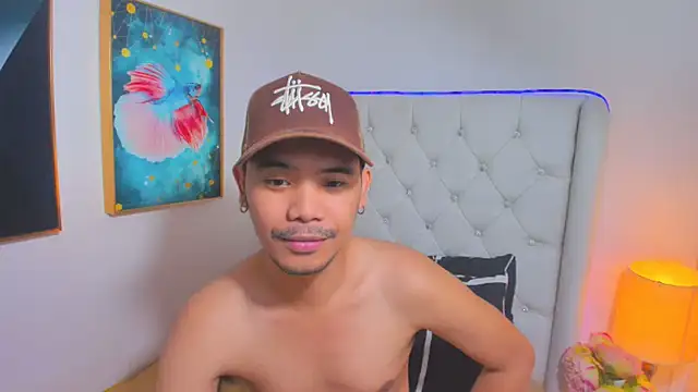 Chatroom XXX en direct de AsianZero