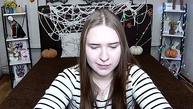LauraHlot's Live XXX Chat