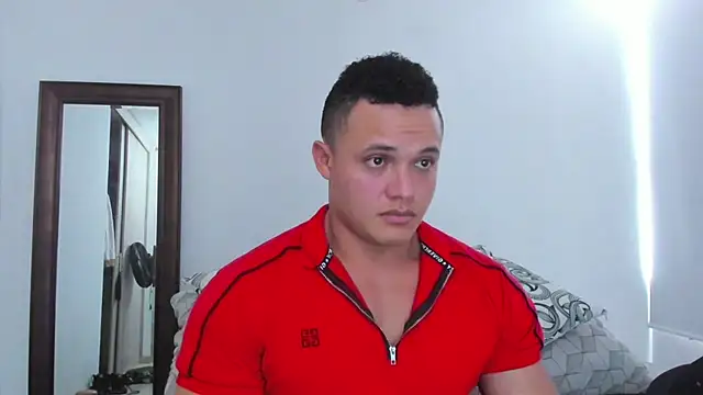 Živý XXX chat KingLevi01